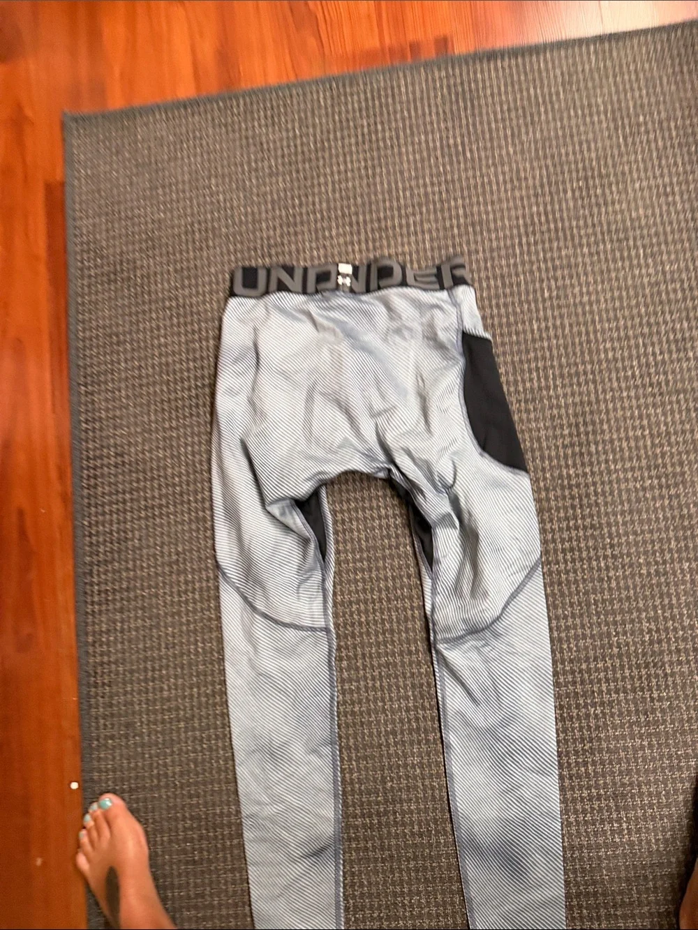 Under Armour Kids Light Gray and Black Hooded Legging Set